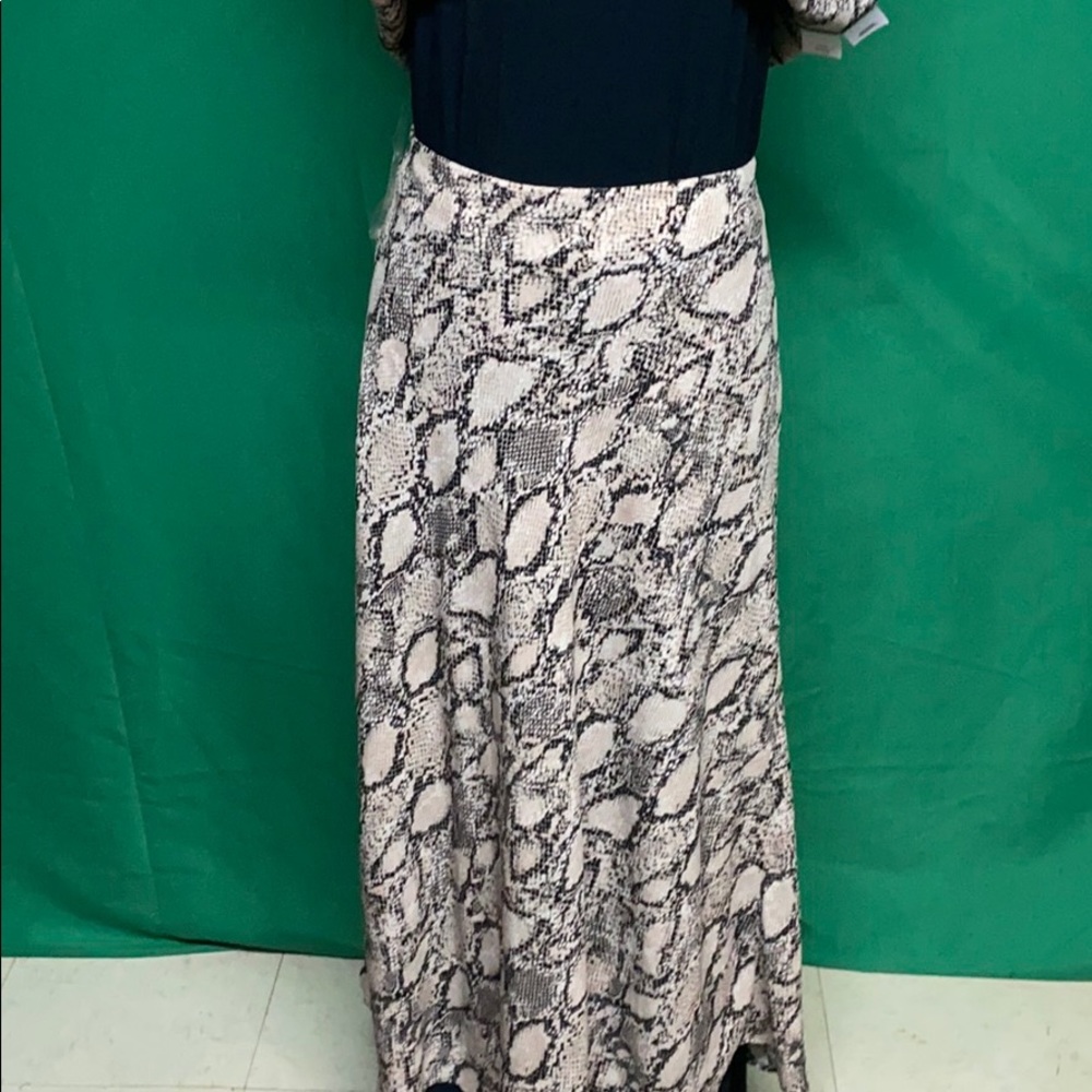 Nine West snake skin pattern skirt